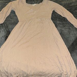 Baltic Born Cream Bishop Sleeve Knee-Length. Women’s size L.